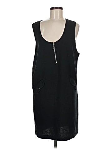Frazier Lawrence Casual Dress (view 1)