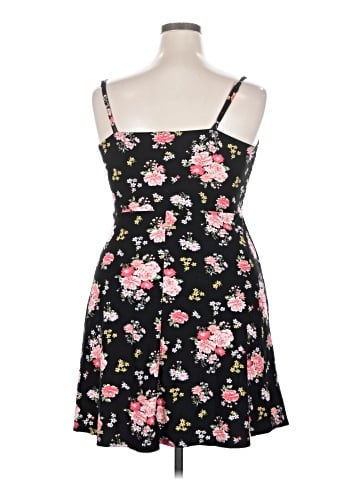 No Boundaries Casual Dress (view 2)