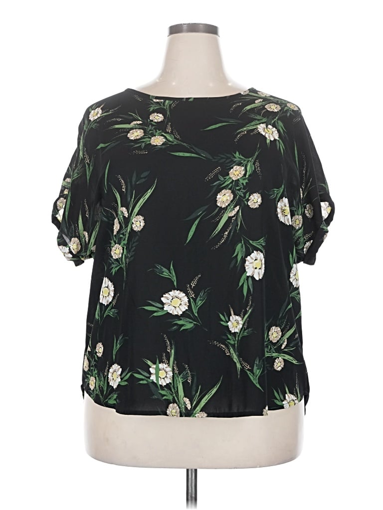 Pre-owned Maurices Short Sleeve Blouse In Black