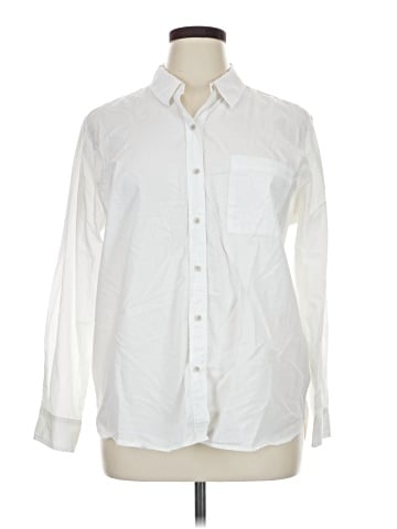 Universal Thread Long Sleeve Button-Down Shirt (view 1)