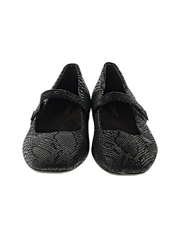 Vionic Flats (view 2)