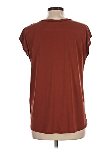Green Envelope Short Sleeve Top (view 2)