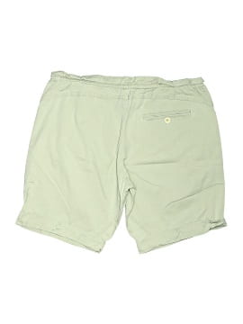 Vince. Khaki Shorts (view 2)
