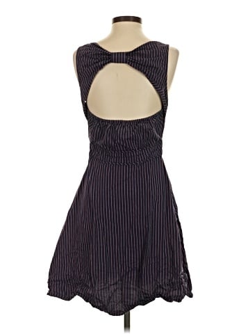 Lark & Wolff Casual Dress (view 2)