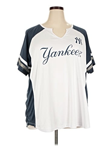 Fanatics Short Sleeve T-Shirt (view 1)
