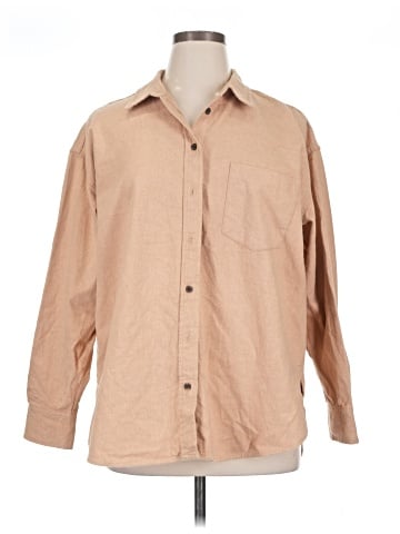 Universal Thread Long Sleeve Button-Down Shirt (view 1)