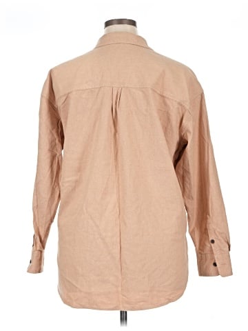 Universal Thread Long Sleeve Button-Down Shirt (view 2)