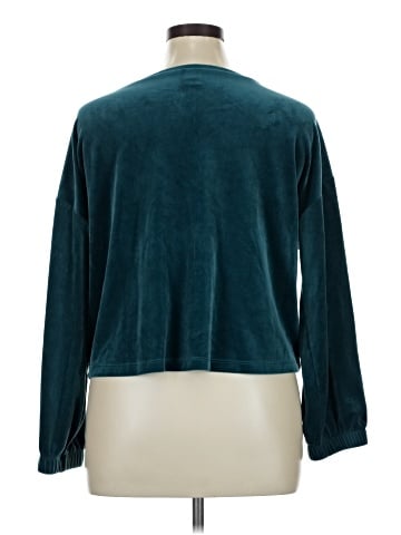 Old Navy 3/4 Sleeve T-Shirt (view 2)