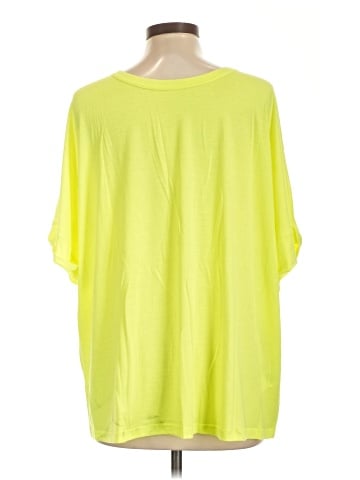 Unbranded 3/4 Sleeve T-Shirt (view 2)