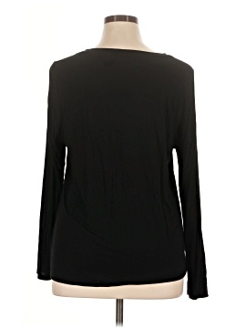 Torrid 3/4 Sleeve T-Shirt (view 2)