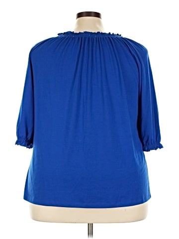 Beverly Drive 3/4 Sleeve Blouse (view 2)