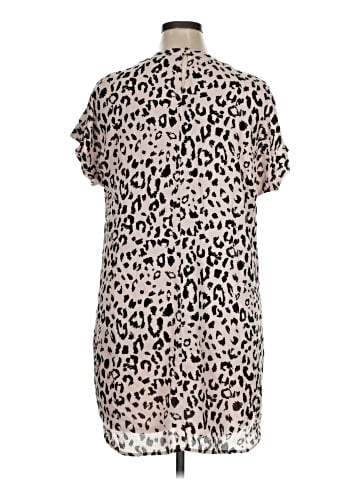Andree by UNIT Casual Dress (view 2)