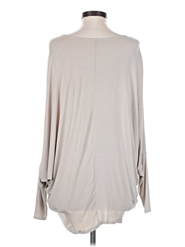 Emma's Closet Long Sleeve T-Shirt (view 2)