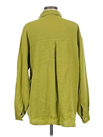 Chico's Design Long Sleeve Button-Down Shirt (view 2)