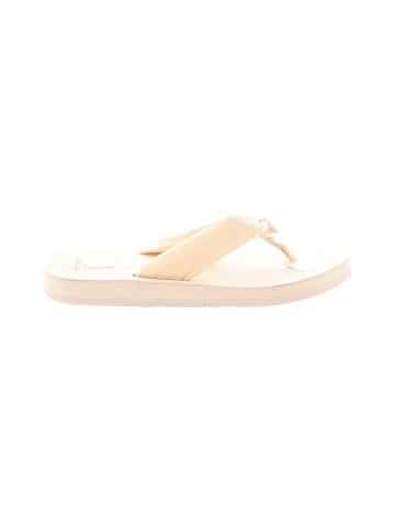 KuaiLu Flip Flops (view 1)