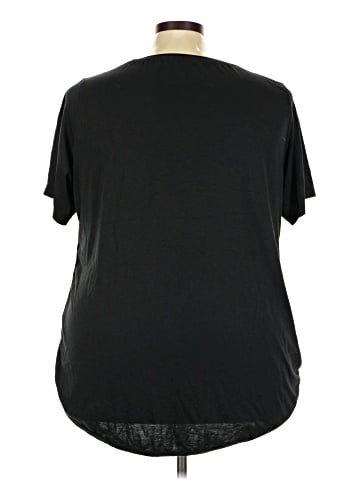 Nike Short Sleeve T-Shirt (view 2)