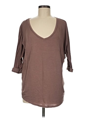 Tresics 3/4 Sleeve T-Shirt (view 1)