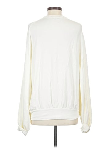 Bleusalt Pullover Sweater (view 2)