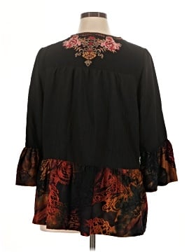 Calessa 3/4 Sleeve Blouse (view 2)