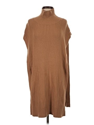 Banana Republic Factory Store Poncho (view 1)