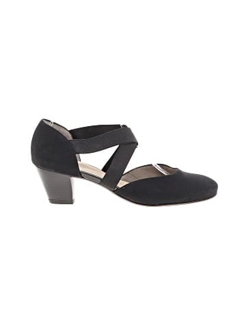 Ara Heels (view 1)
