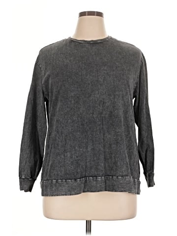 BLOOMCHIC Pullover Sweater (view 1)