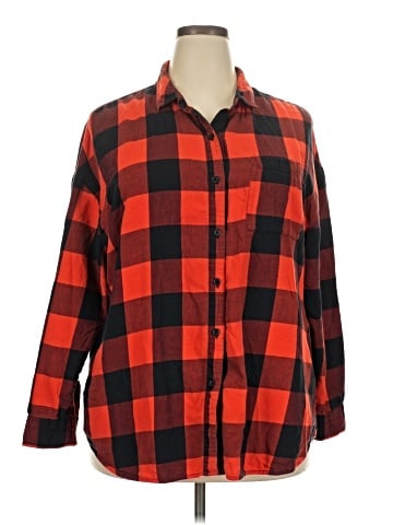 Old Navy Long Sleeve Button-Down Shirt (view 1)