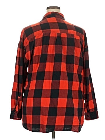 Old Navy Long Sleeve Button-Down Shirt (view 2)