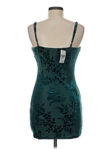 Forever 21 Cocktail Dress (view 2)