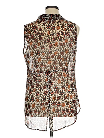 Lane Bryant Sleeveless Button-Down Shirt (view 2)
