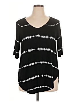 Torrid Short Sleeve T-Shirt (view 1)