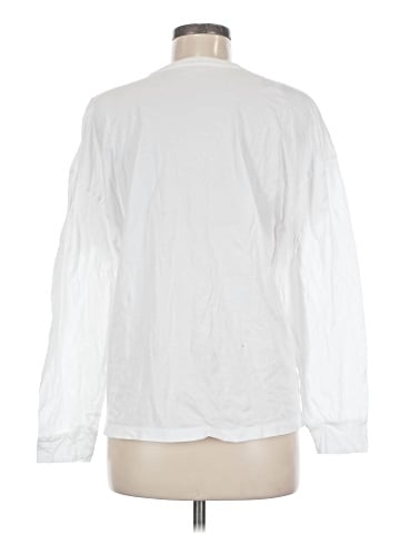Victoria's Secret Long Sleeve T-Shirt (view 2)