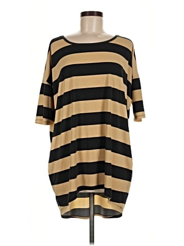 Lularoe 3/4 Sleeve T-Shirt (view 1)