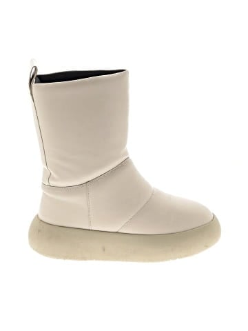 Vagabond Boots (view 1)