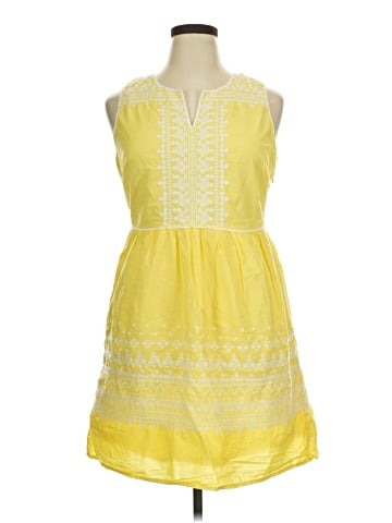 Vineyard Vines Casual Dress (view 1)