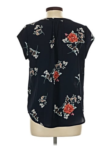 Fun2Fun Short Sleeve Blouse (view 2)