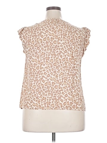 Andree by UNIT Sleeveless T-Shirt (view 2)