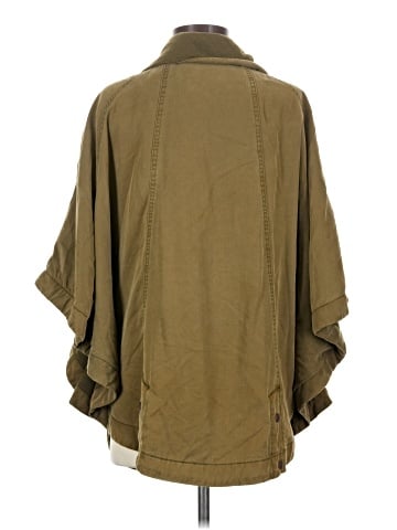 Hei Hei Poncho (view 2)