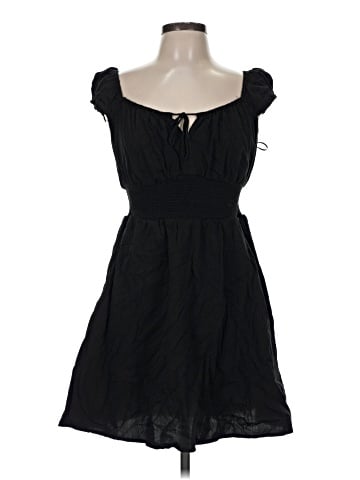 Old Navy Casual Dress (view 1)