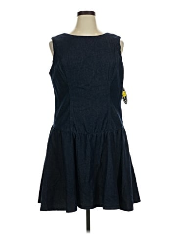 Scoop Casual Dress (view 1)