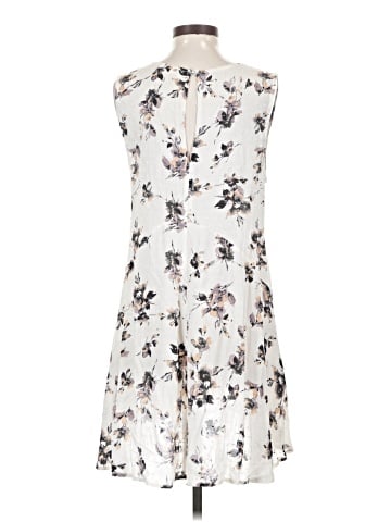Em & Elle Casual Dress (view 2)