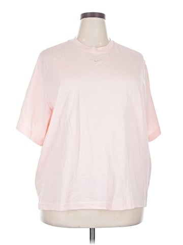 Nike Short Sleeve T-Shirt (view 1)