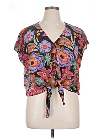 Torrid Short Sleeve Blouse (view 1)