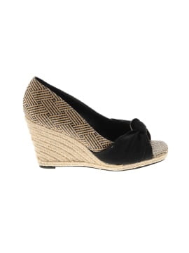 Kelly & Katie Wedges