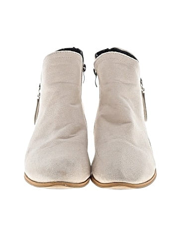 Unbranded Ankle Boots (view 2)