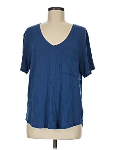 American Eagle Outfitters Short Sleeve T-Shirt (view 1)