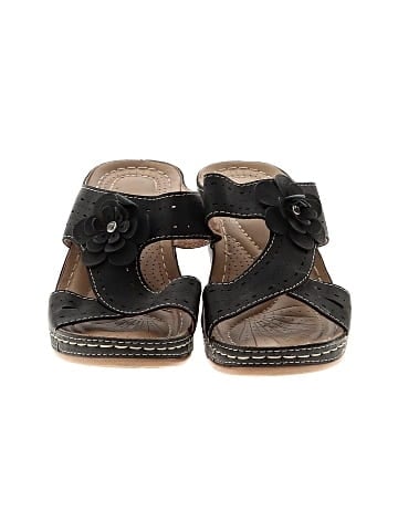 Unbranded Wedges (view 2)