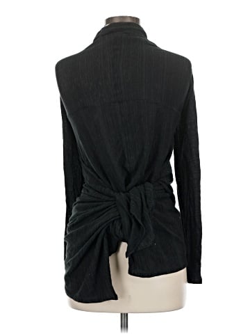 Metrostyle Long Sleeve Top (view 2)