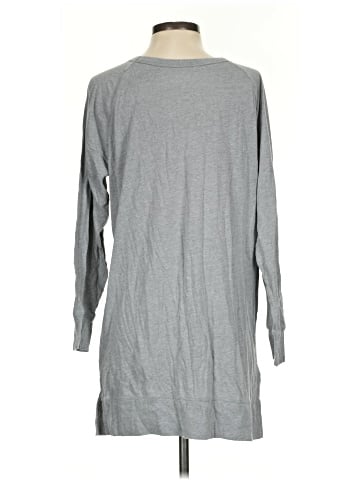 Victoria's Secret 3/4 Sleeve T-Shirt (view 2)