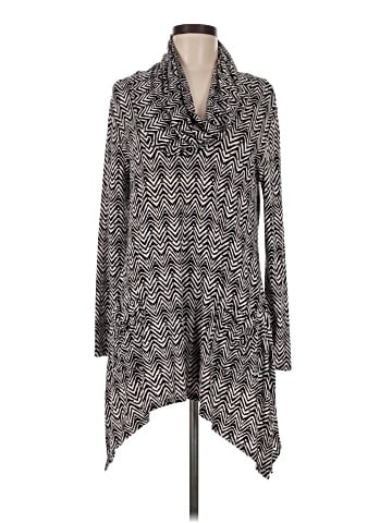 Chelsea & Theodore Casual Dress (view 1)